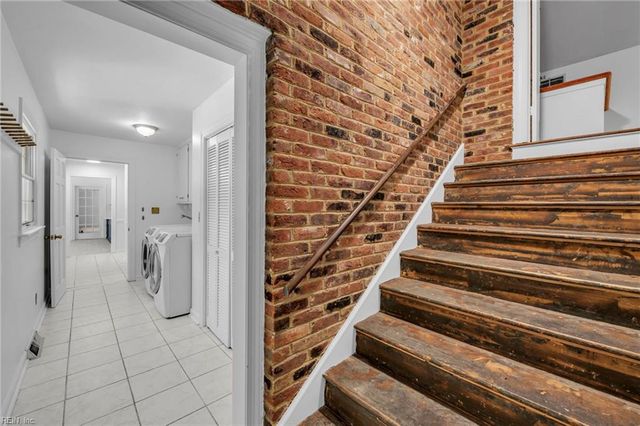 1224 Lawrence Grey DR, Virginia Beach, VA 23455