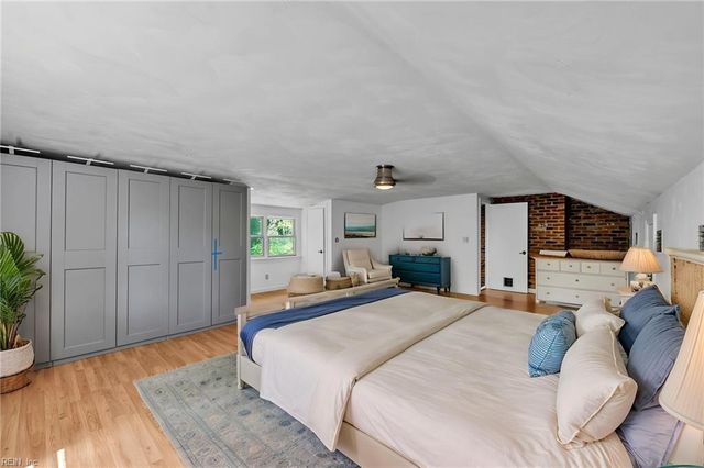 1224 Lawrence Grey DR, Virginia Beach, VA 23455