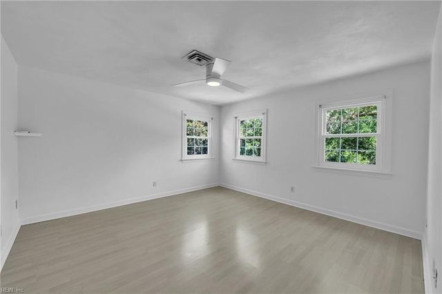 1224 Lawrence Grey DR, Virginia Beach, VA 23455