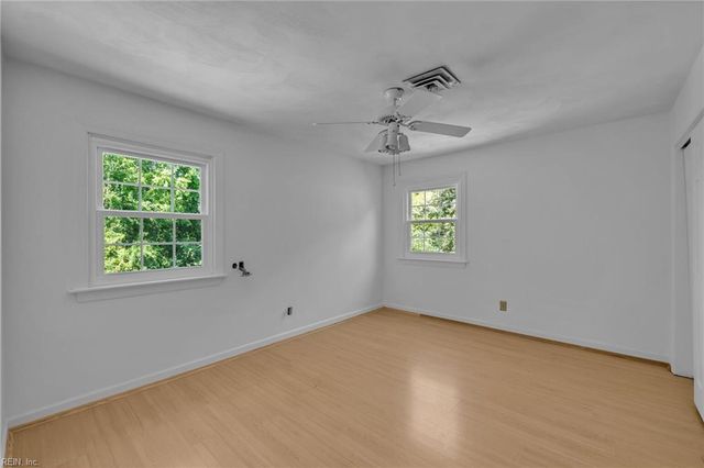 1224 Lawrence Grey DR, Virginia Beach, VA 23455