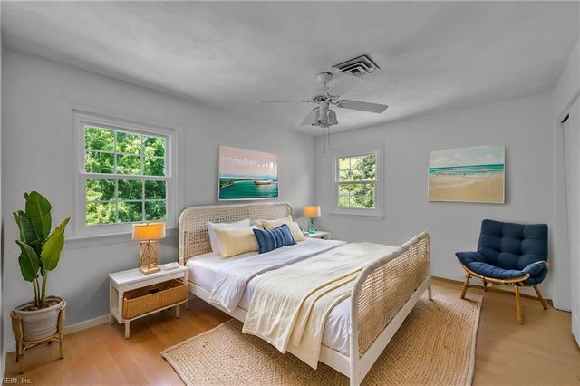 1224 Lawrence Grey DR, Virginia Beach, VA 23455