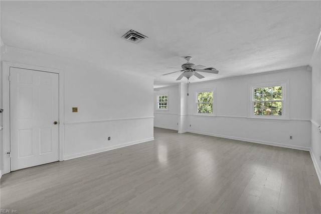 1224 Lawrence Grey DR, Virginia Beach, VA 23455