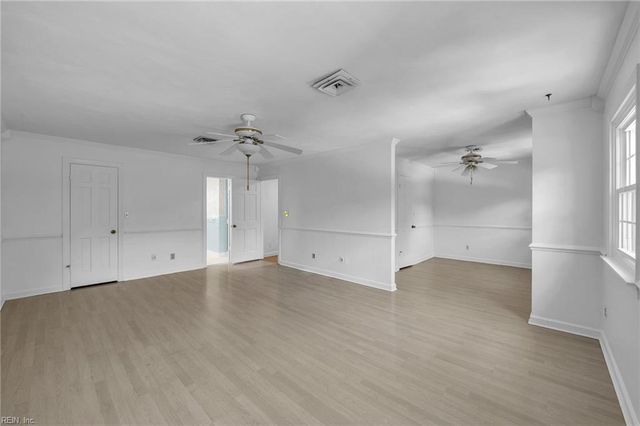 1224 Lawrence Grey DR, Virginia Beach, VA 23455