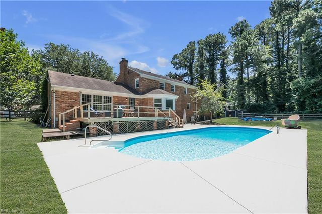 1224 Lawrence Grey DR, Virginia Beach, VA 23455