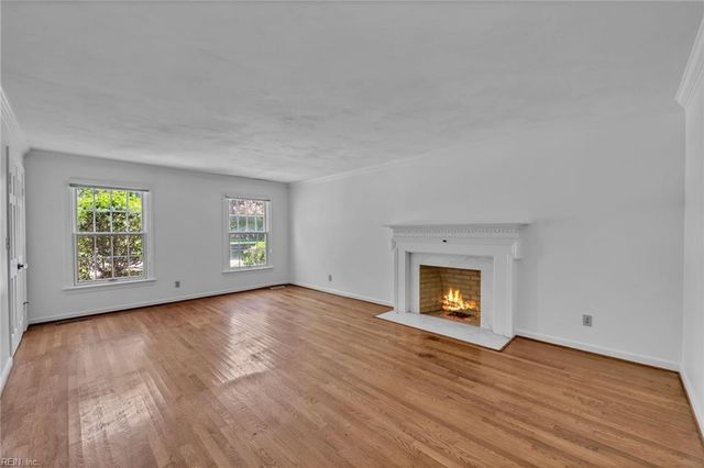 1224 Lawrence Grey DR, Virginia Beach, VA 23455