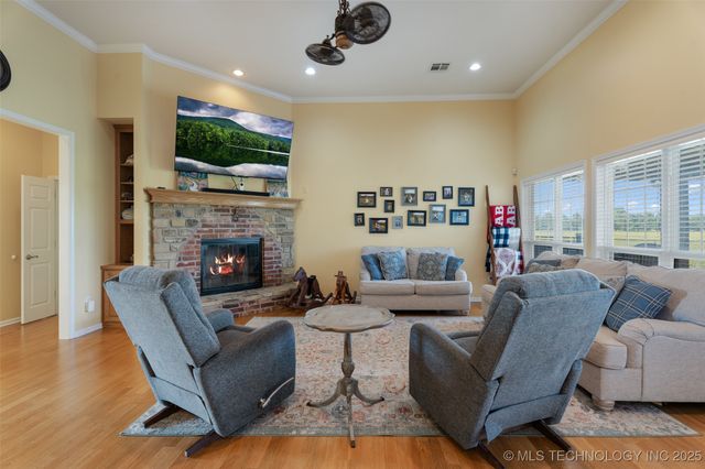 24946 S 4370 Road, Vinita, OK 74301