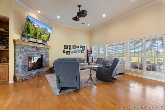 24946 S 4370 Road, Vinita, OK 74301