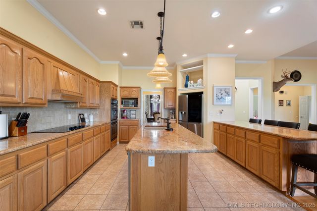 24946 S 4370 Road, Vinita, OK 74301