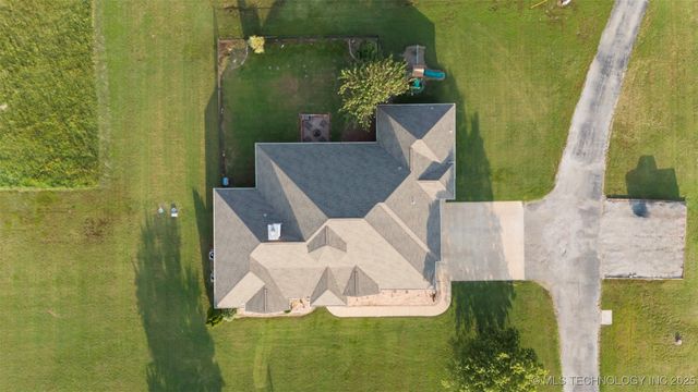 24946 S 4370 Road, Vinita, OK 74301