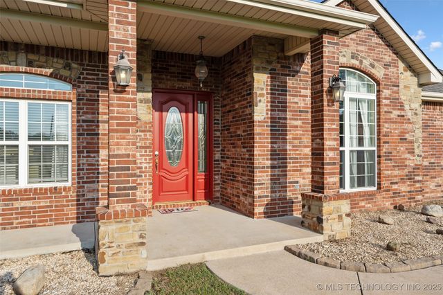 24946 S 4370 Road, Vinita, OK 74301