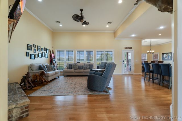 24946 S 4370 Road, Vinita, OK 74301