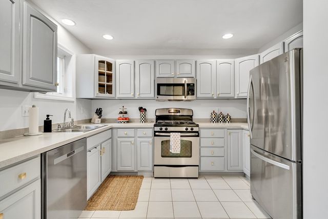 78 Summer St 5, Arlington, MA 02474