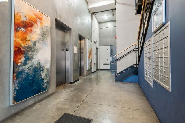 901 Jefferson St. 108, Oakland, CA 94607