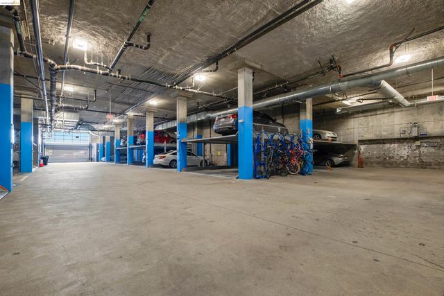 901 Jefferson St. 108, Oakland, CA 94607