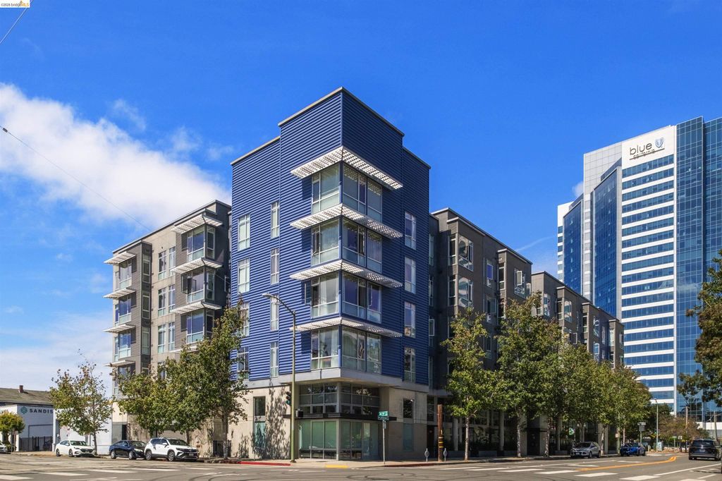 901 Jefferson St. 108, Oakland, CA 94607