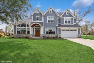 2131 Parkview Court, Wilmette, IL 60091