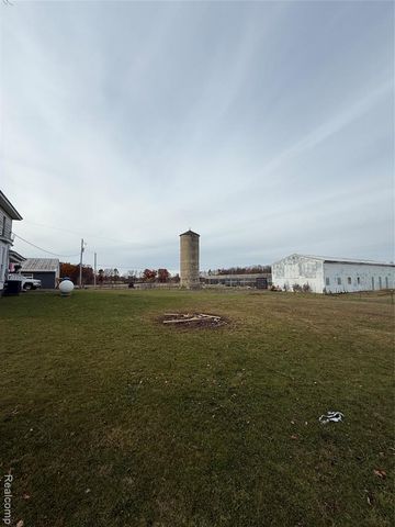 1570 Chapel Road, Parma, MI 49269