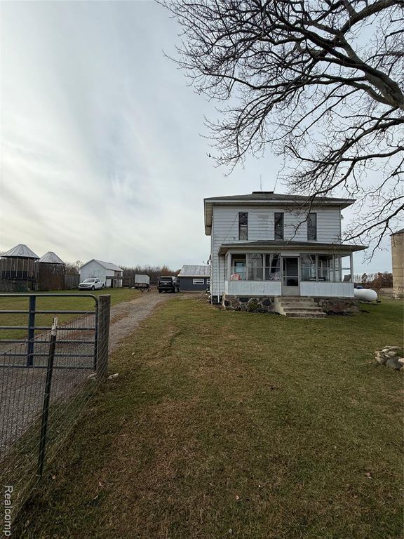 1570 Chapel Road, Parma, MI 49269