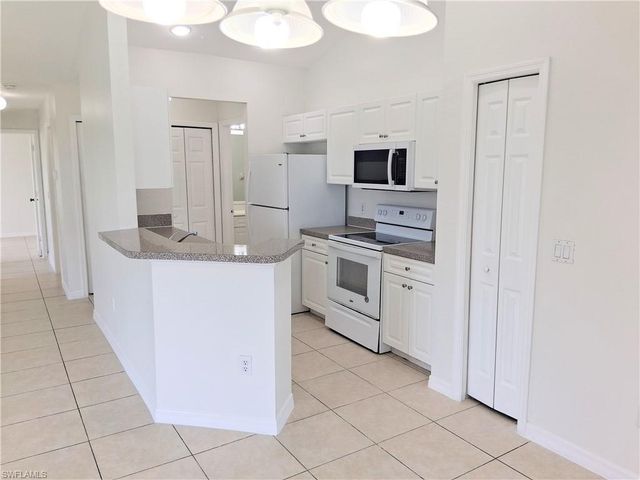 4618 24th ST SW, Lehigh Acres, FL 33973