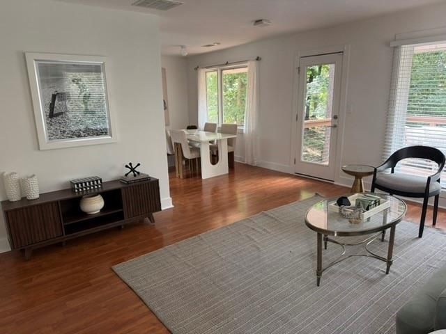 1685 Chevron Way, Sandy Springs, GA 30350
