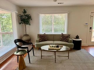 1685 Chevron Way, Sandy Springs, GA 30350
