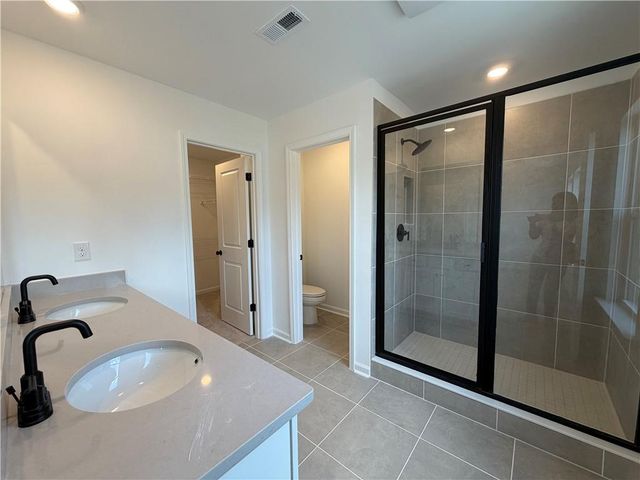 2712 Dreycott Lane, Lawrenceville, GA 30043