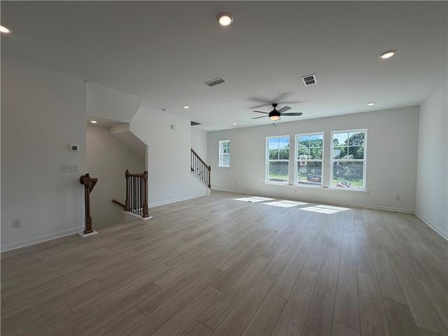 2712 Dreycott Lane, Lawrenceville, GA 30043