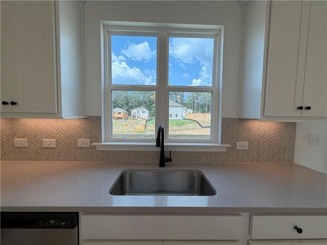 2712 Dreycott Lane, Lawrenceville, GA 30043