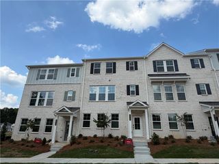 2712 Dreycott Lane, Lawrenceville, GA 30043