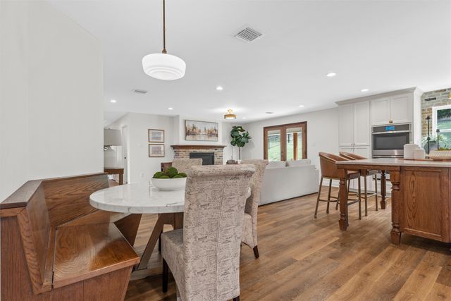 310 Rabbit Hill, Lorena, TX 76655