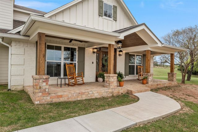 310 Rabbit Hill, Lorena, TX 76655