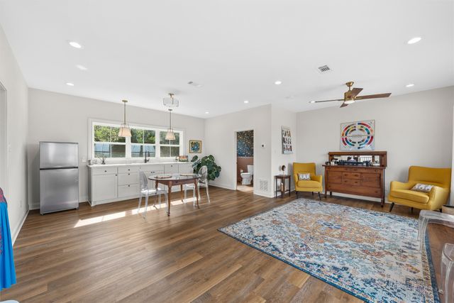 310 Rabbit Hill, Lorena, TX 76655