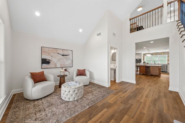 310 Rabbit Hill, Lorena, TX 76655