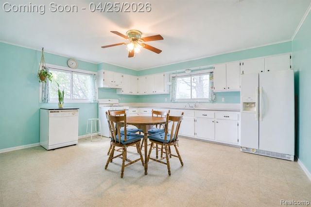 20796 Gibraltar Road, Brownstown, MI 48183