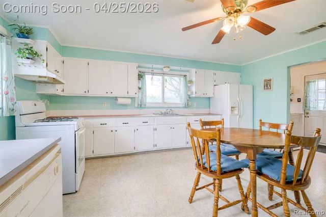 20796 Gibraltar Road, Brownstown, MI 48183