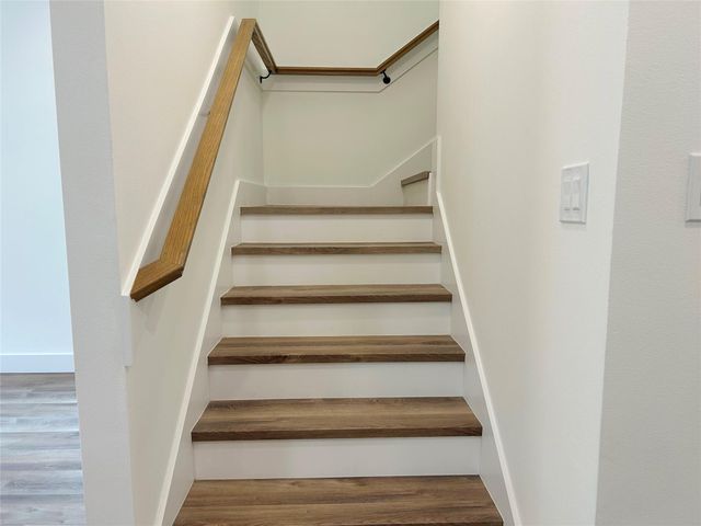 922 Elm Road, Clear Lake Shores, TX 77565