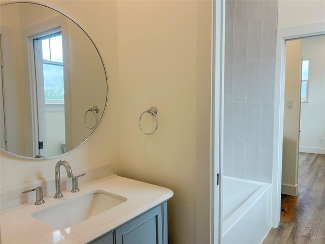922 Elm Road, Clear Lake Shores, TX 77565