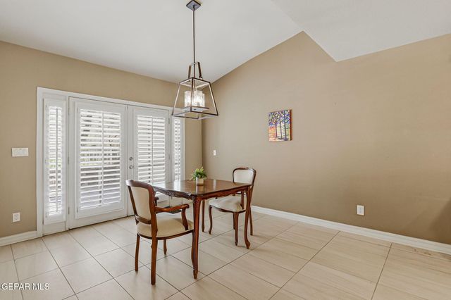 5733 MIRA GRANDE Drive, El Paso, TX 79912