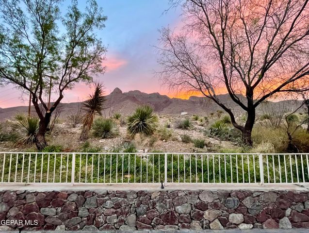 5733 MIRA GRANDE Drive, El Paso, TX 79912