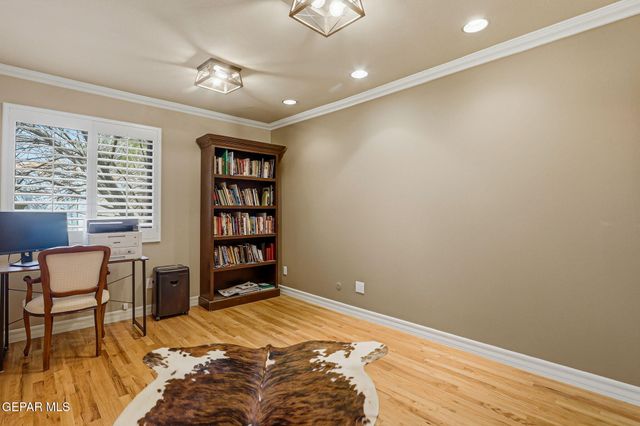 5733 MIRA GRANDE Drive, El Paso, TX 79912