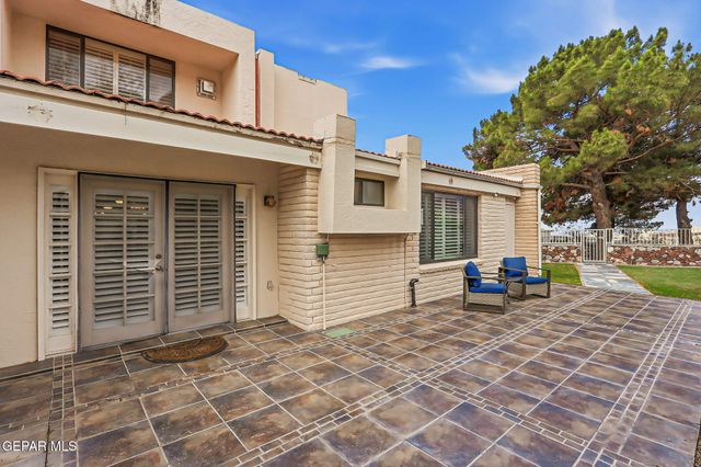 5733 MIRA GRANDE Drive, El Paso, TX 79912