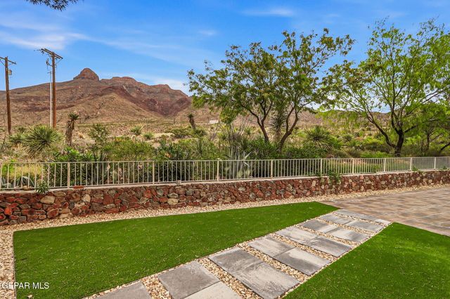 5733 MIRA GRANDE Drive, El Paso, TX 79912