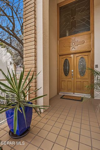 5733 MIRA GRANDE Drive, El Paso, TX 79912