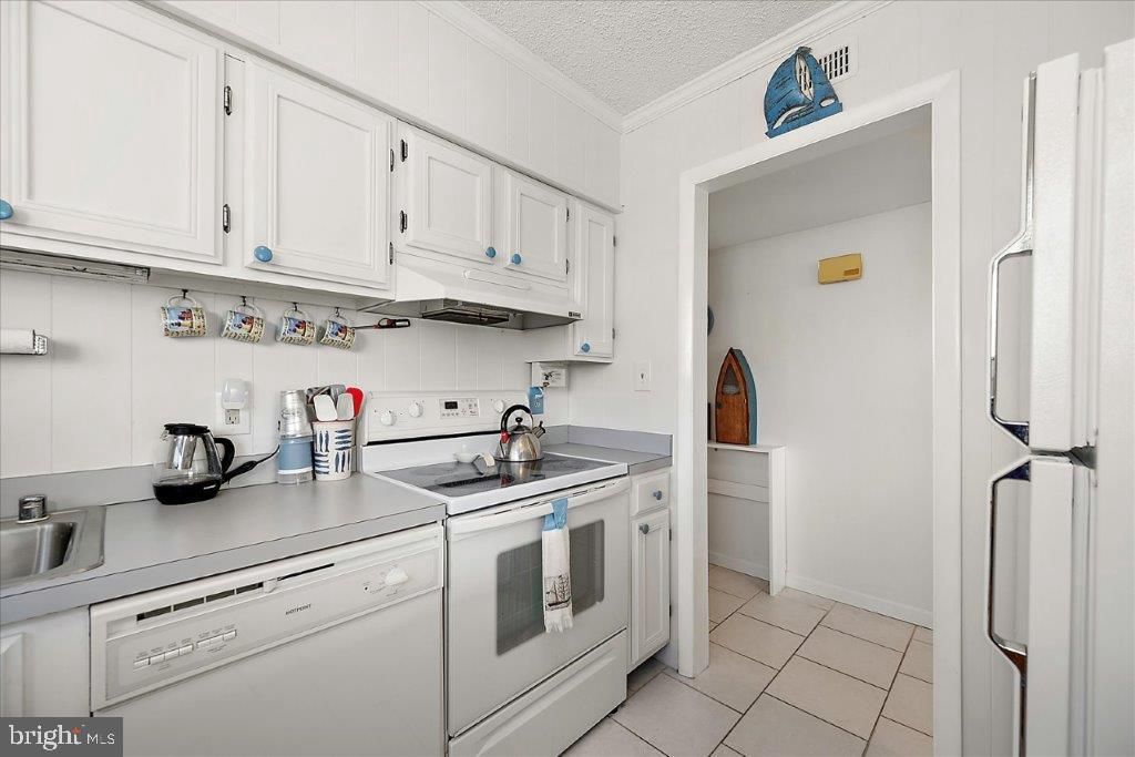 Image 22 of property listing at 1 133RD ST #806B, Ocean City, MD 21842