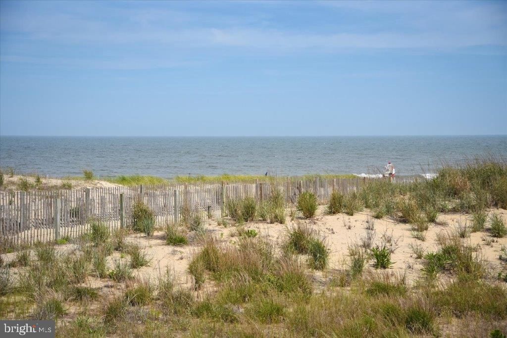 Image 37 of property listing at 1 133RD ST #806B, Ocean City, MD 21842