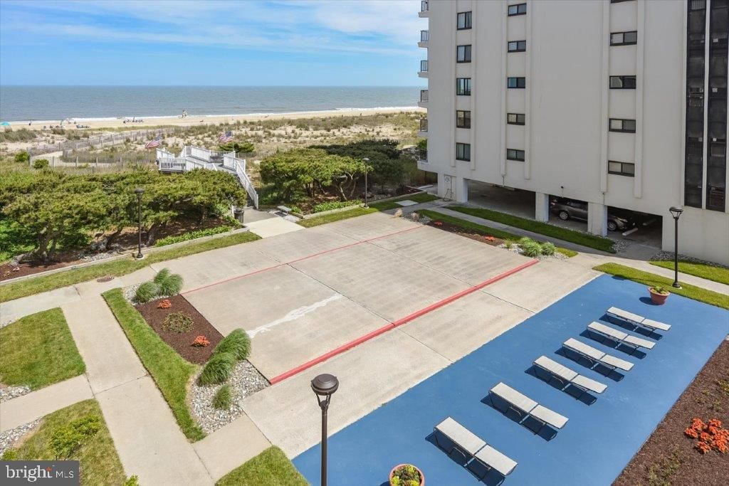 Image 8 of property listing at 1 133RD ST #806B, Ocean City, MD 21842