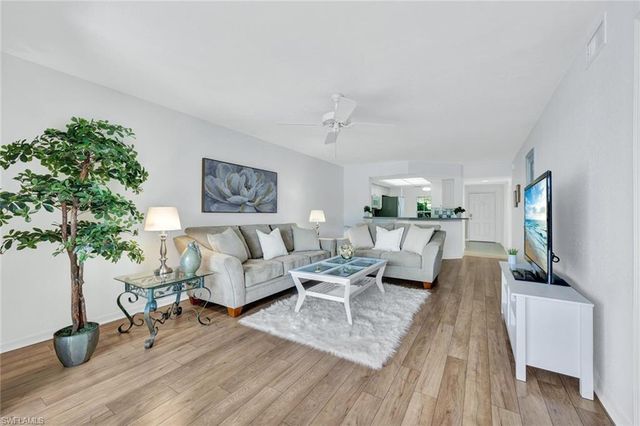 774 Wiggins Lake DR 101, Naples, FL 34110