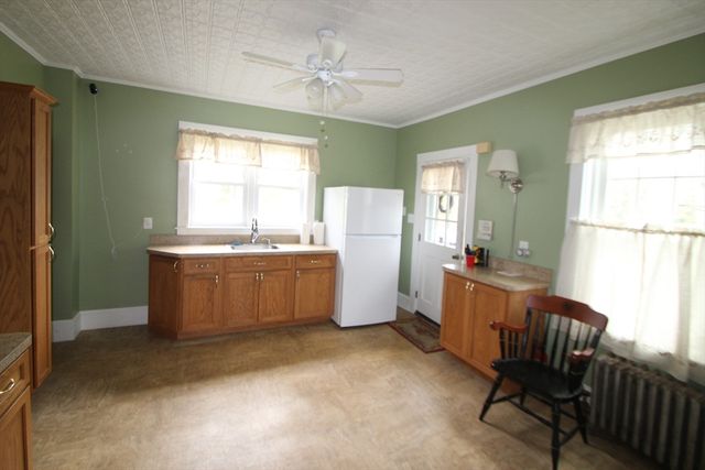 528 Harvard St, Whitman, MA 02382