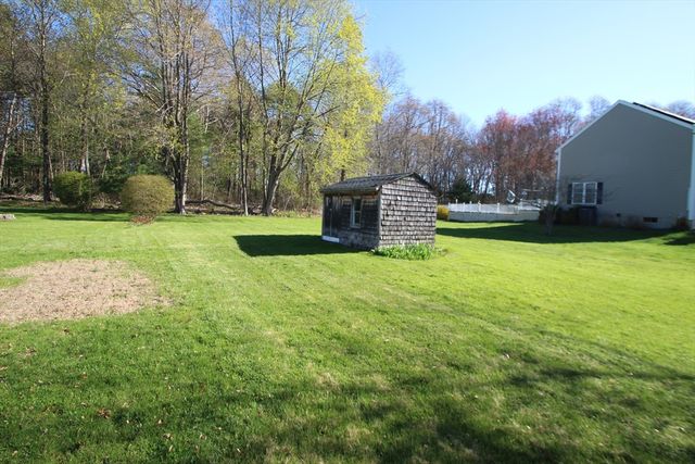 528 Harvard St, Whitman, MA 02382