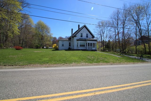 528 Harvard St, Whitman, MA 02382